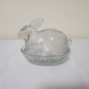 Indiana Glass Bunny Rabbit on a Nest Covered Candy Dish Clear